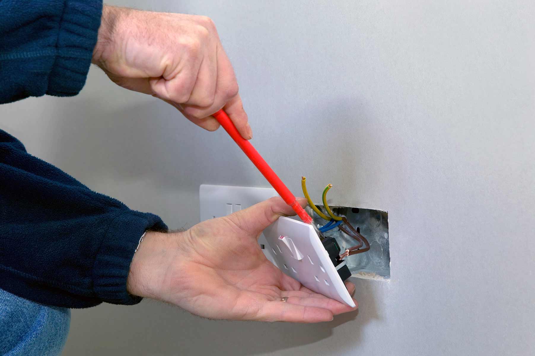Our electricians can install plug sockets for domestic and commercial proeprties in West Acton and the local area. 